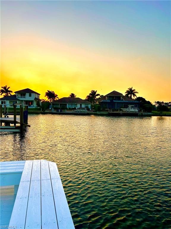 1775 Waterfall CT-37
