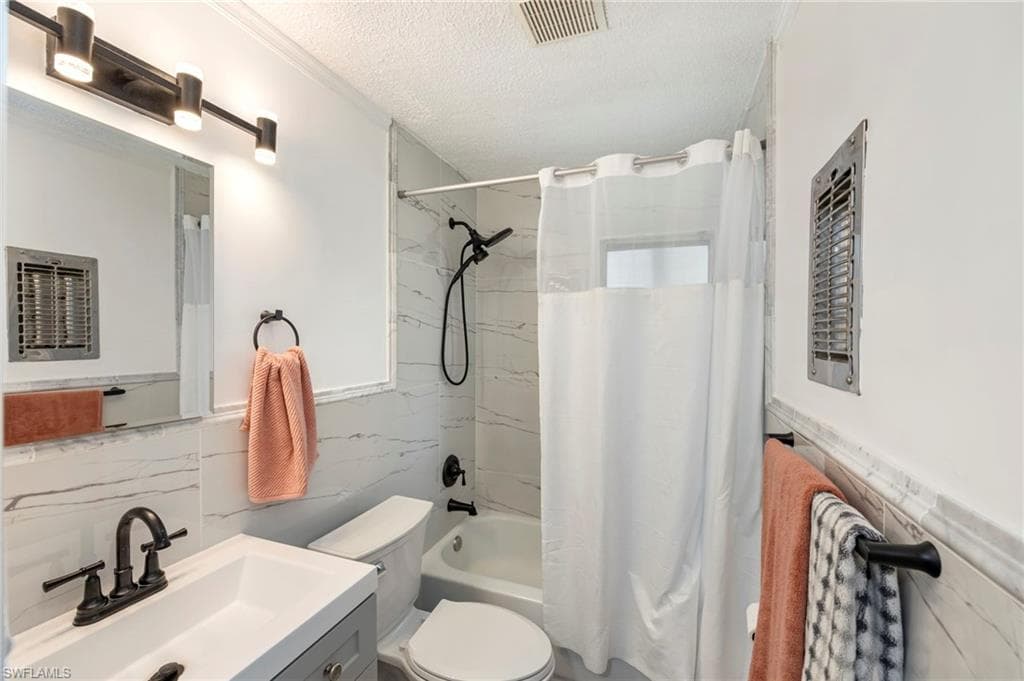 2261 11th ST N-11