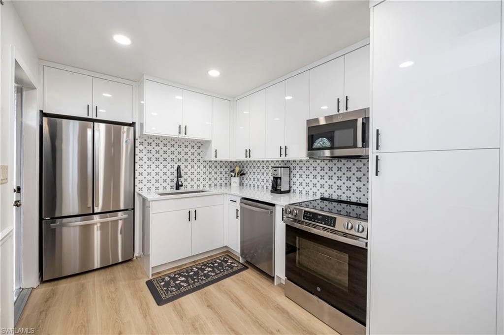 2261 11th ST N-6