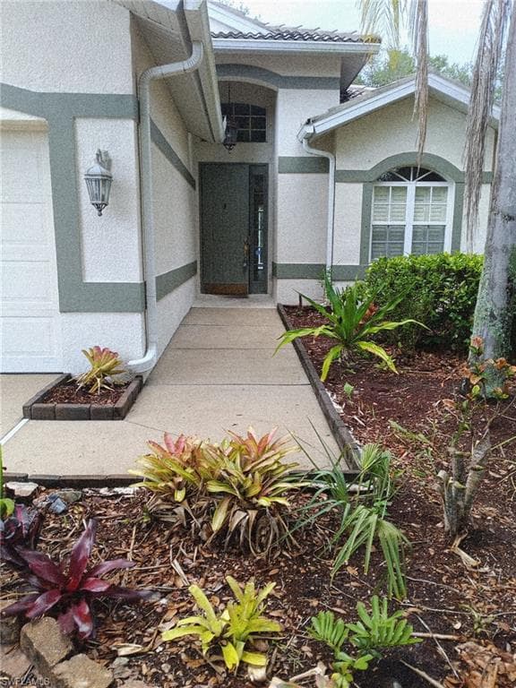 9894 Colonial WALK N-2