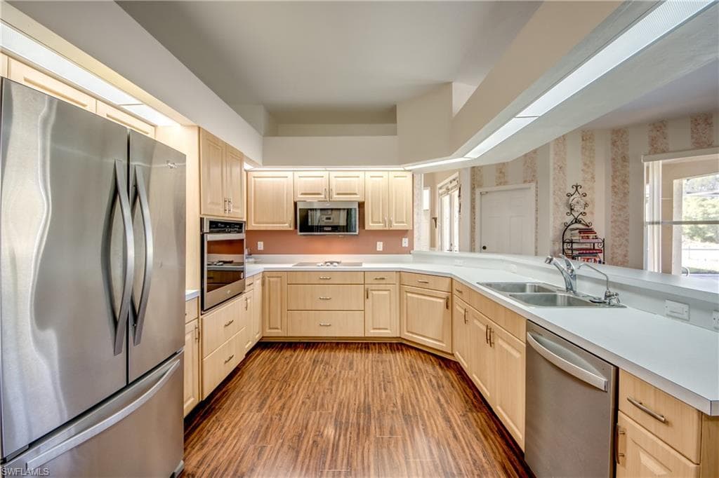 17090 Silver Panther LN-13