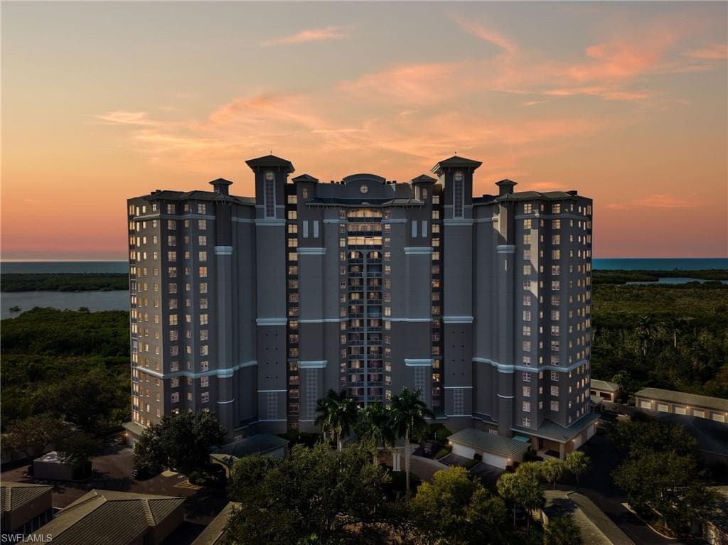 1001 Arbor Lake DR 507-43