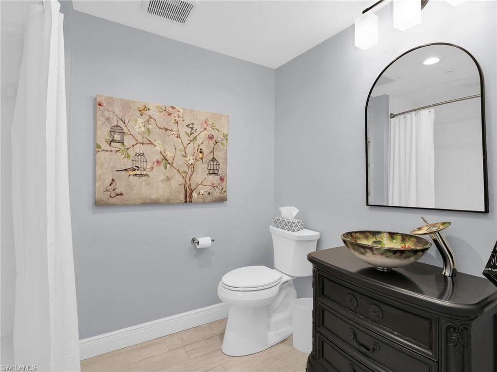 1001 Arbor Lake DR 507-20