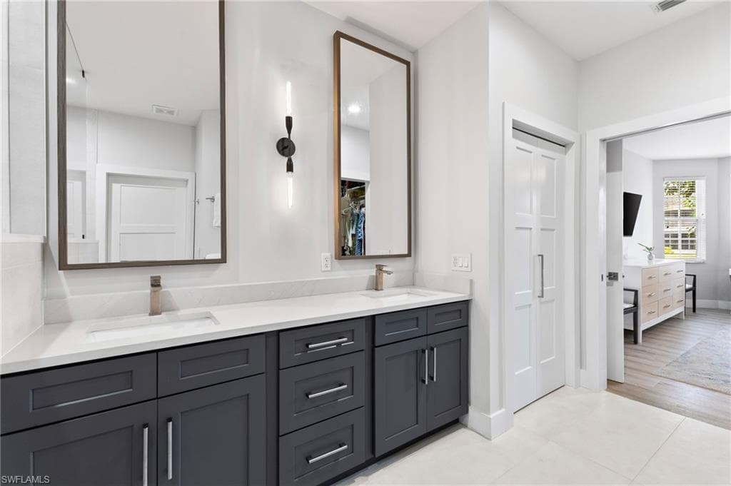 5080 Yacht Harbor CIR 101-15