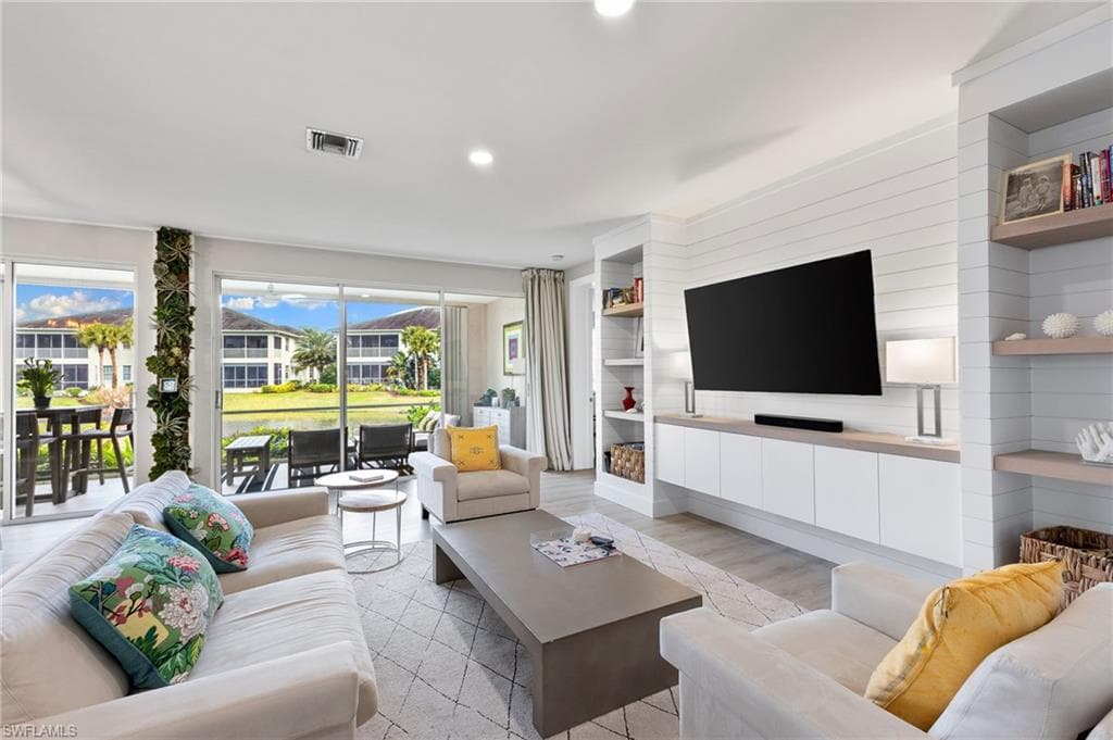 5080 Yacht Harbor CIR 101-6