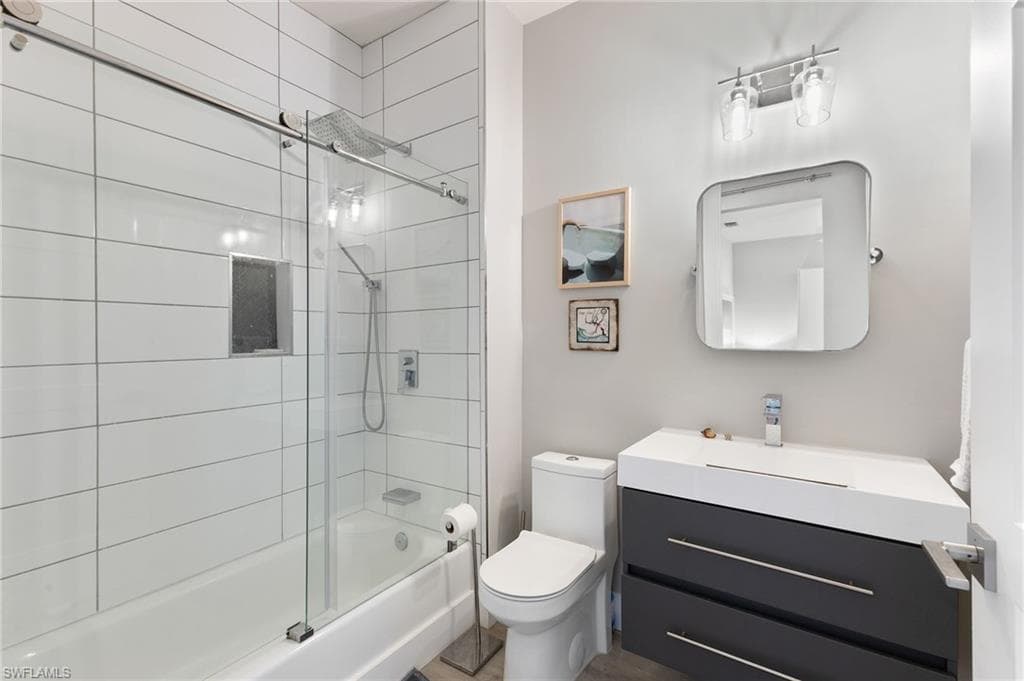 5080 Yacht Harbor CIR 101-19