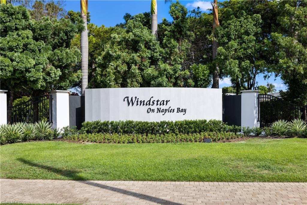 5080 Yacht Harbor CIR 101-33