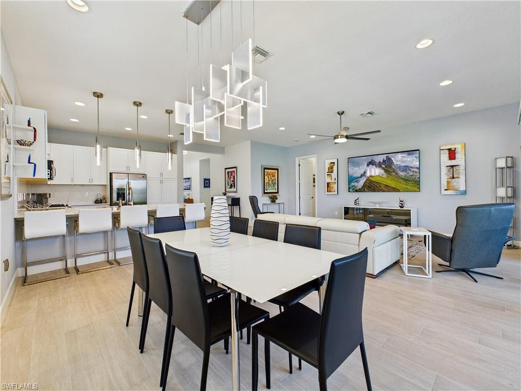 20176 Camellia Crosse LN-9