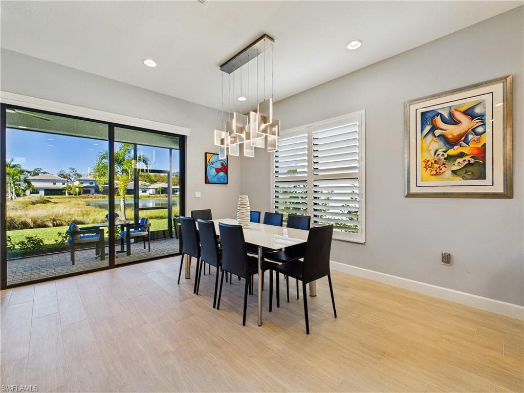 20176 Camellia Crosse LN-10