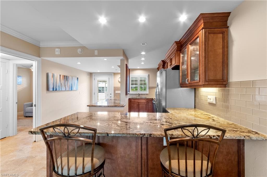 414 Broad AVE S H414-3
