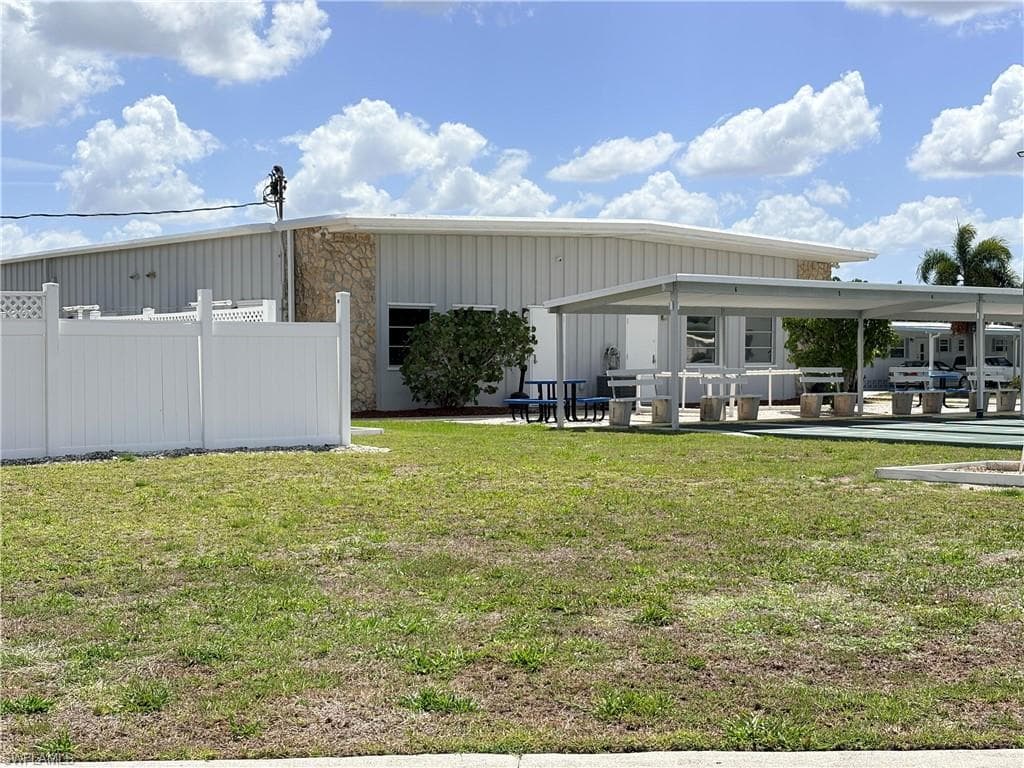 2787 Breezewood DR-28