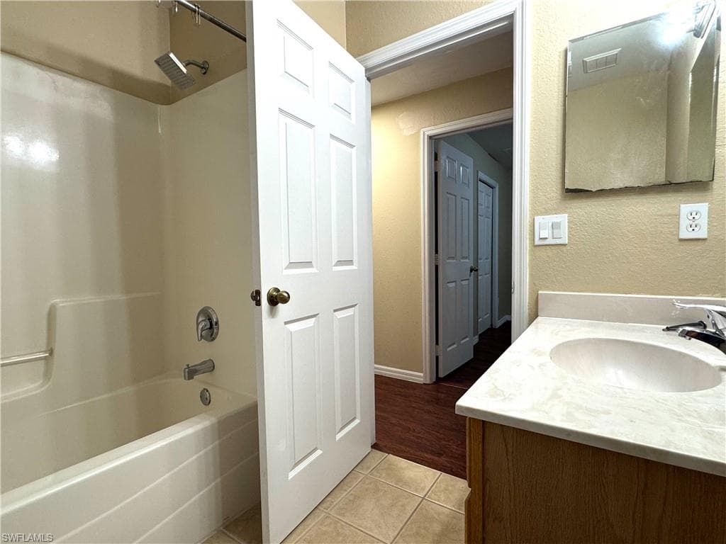 117 Shadow Lakes DR-37