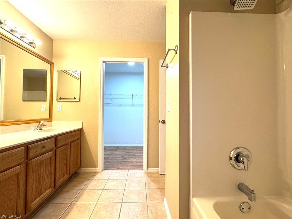 117 Shadow Lakes DR-32