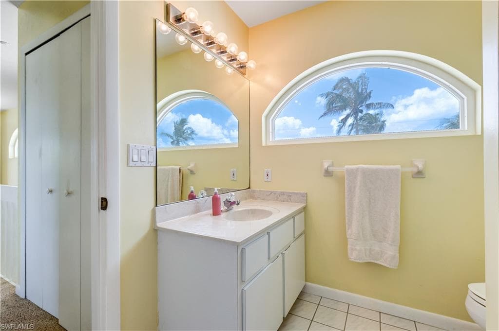 90 Ibis ST-13