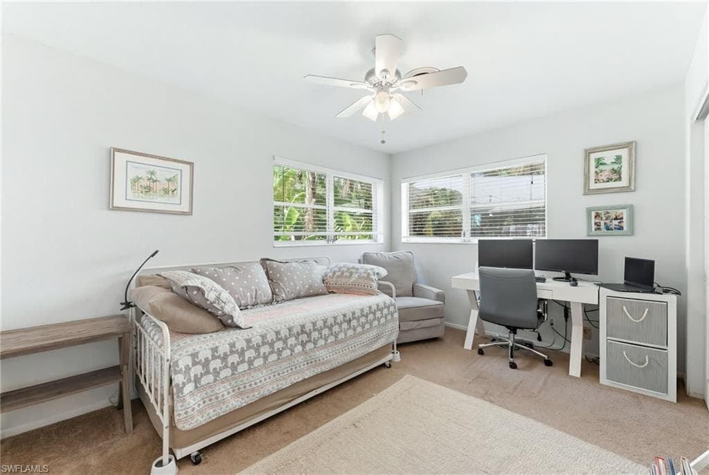 1511 Alcazar AVE-29