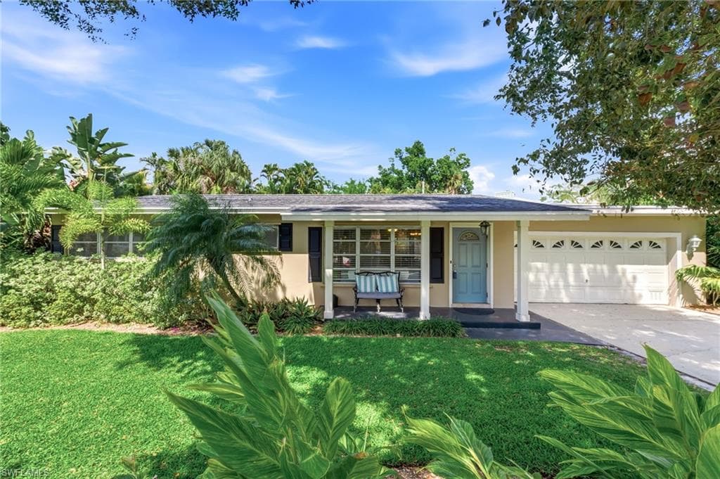 1511 Alcazar AVE-48