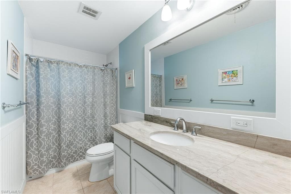 1511 Alcazar AVE-28