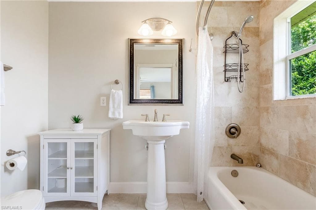 7655 Myrsine CIR-10