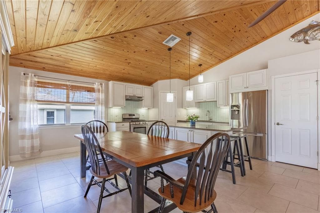 7655 Myrsine CIR-18