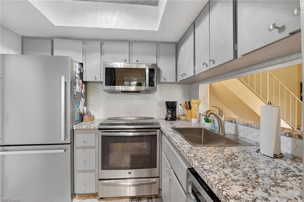 3309 Prince Edward Island CIR 2-3