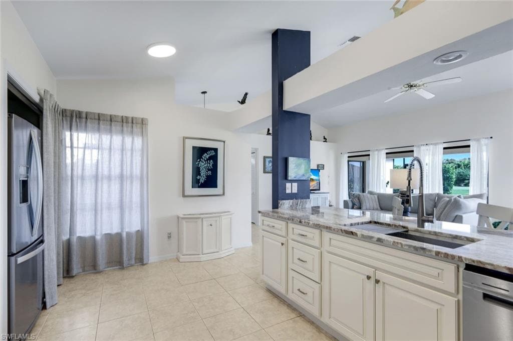 12727 Maiden Cane LN-10