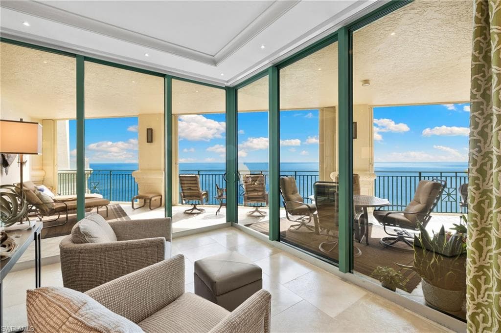 960 Cape Marco DR 2105-6