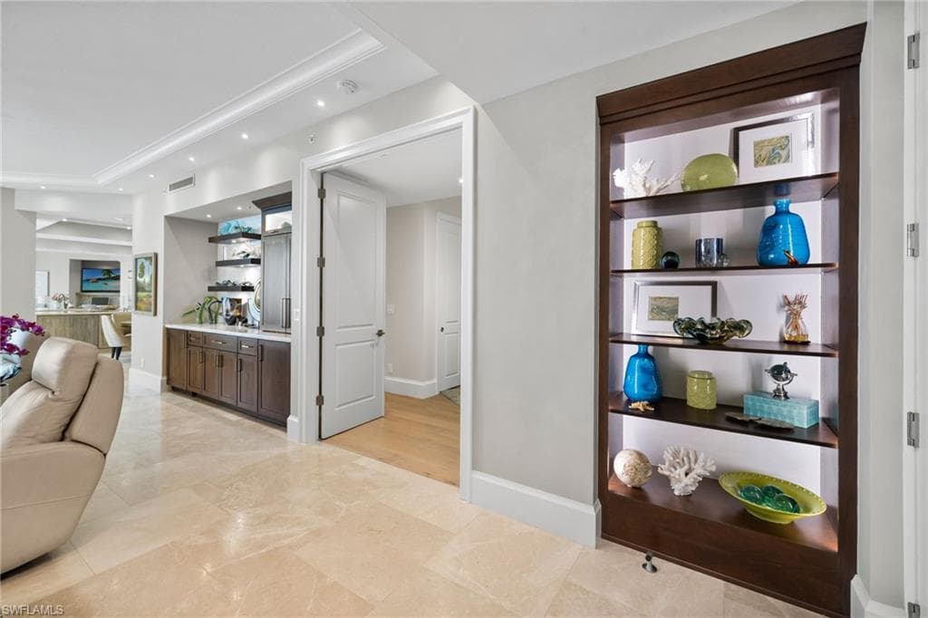 960 Cape Marco DR 2105-2