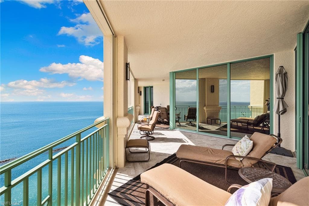 960 Cape Marco DR 2105-28
