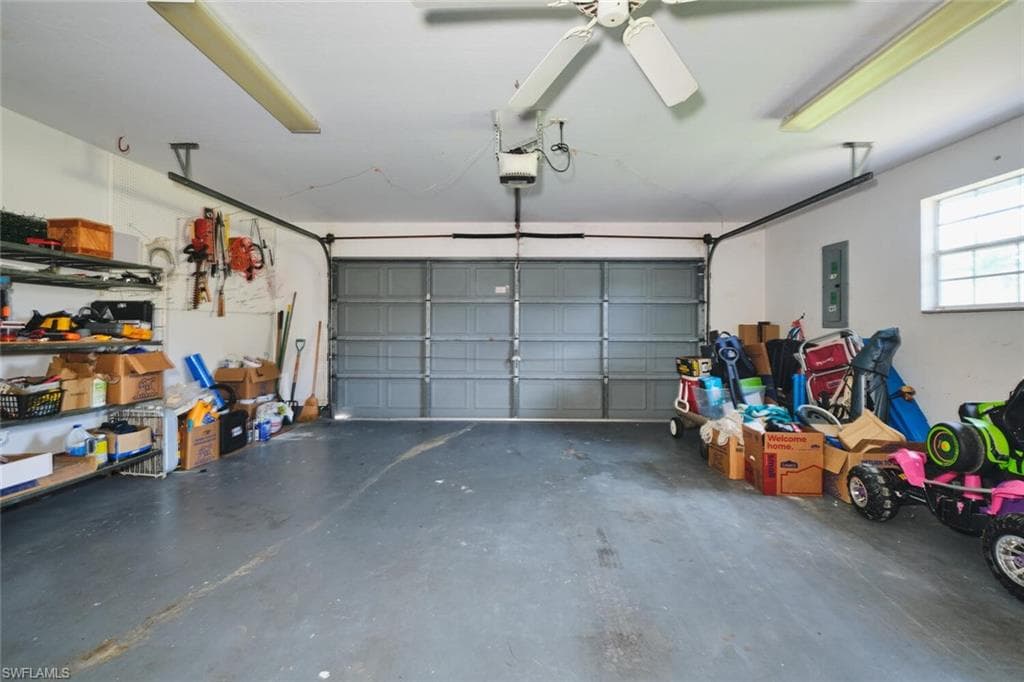 6649 Hartland ST-45