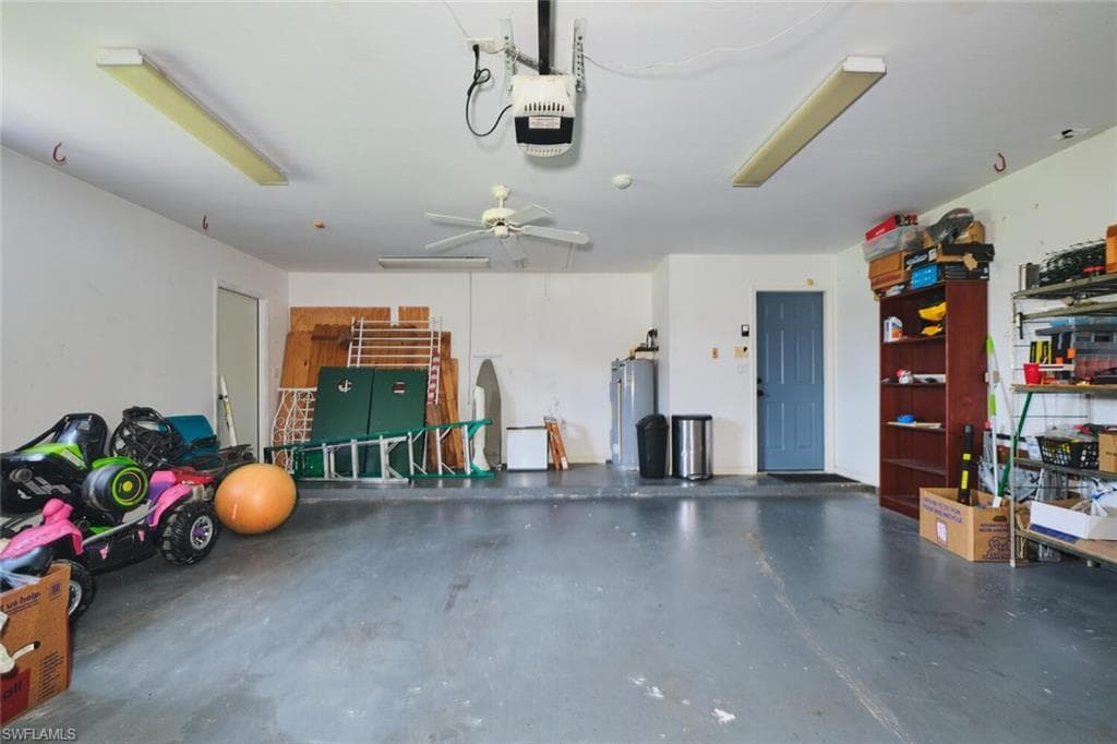 6649 Hartland ST-46
