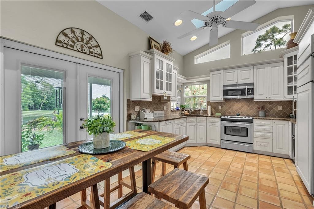 12395 McGregor Woods CIR-17