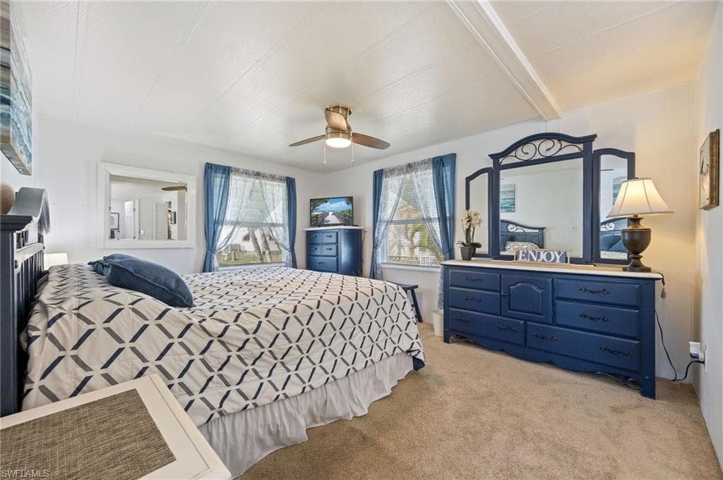 532 Palmer BLVD-17