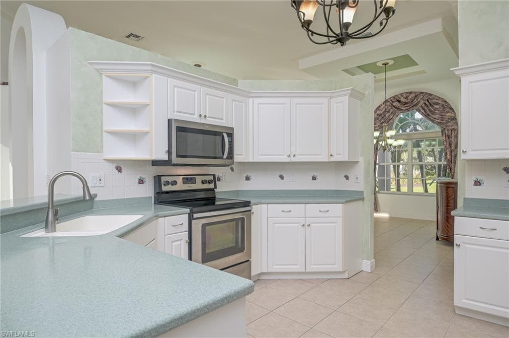 8252 Southwind Bay CIR-9