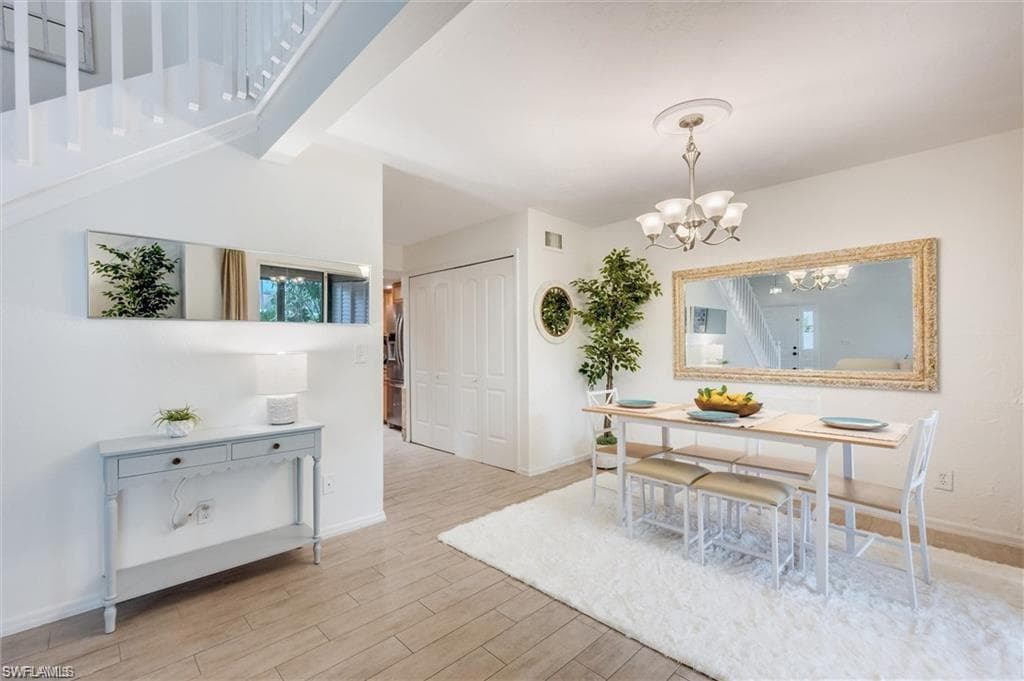 940 Augusta BLVD D939-8