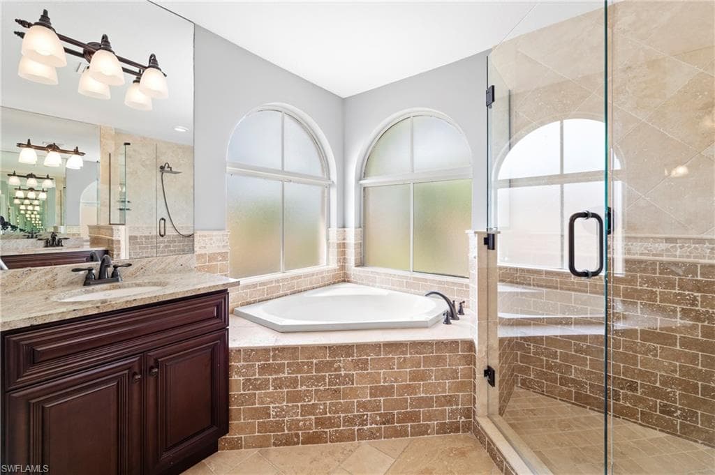 21827 Rainbow Lake CT-22
