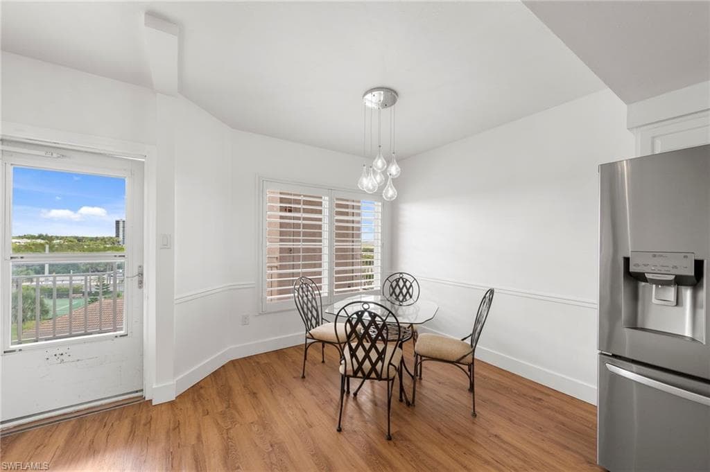 13105 Vanderbilt DR 502-5