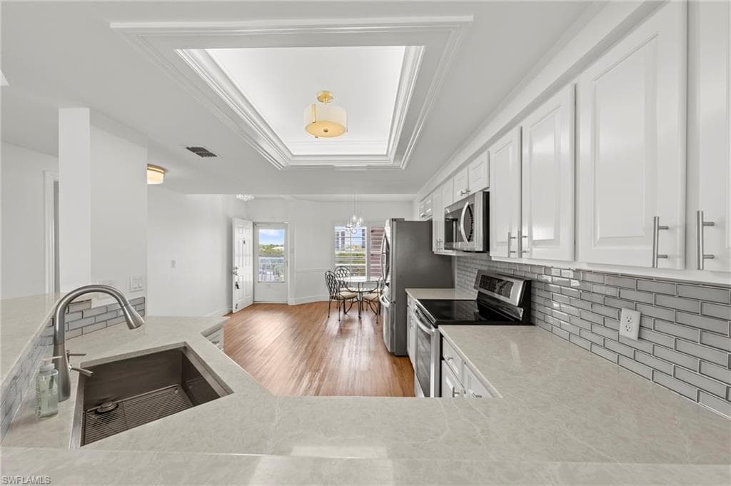 13105 Vanderbilt DR 502-10