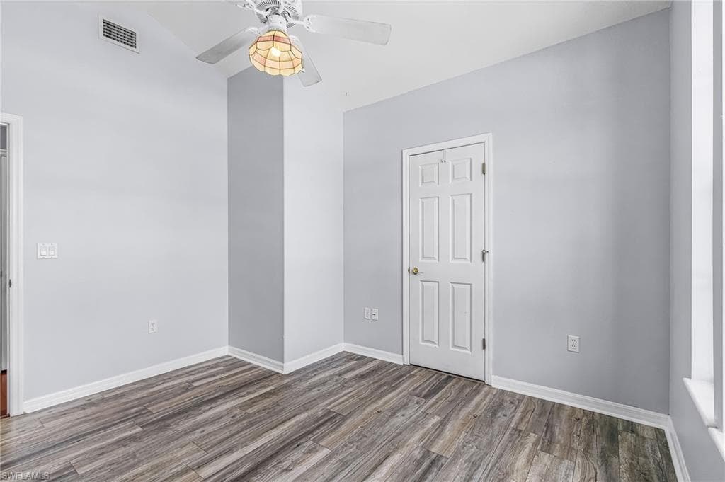 8930 Penzance BLVD-17
