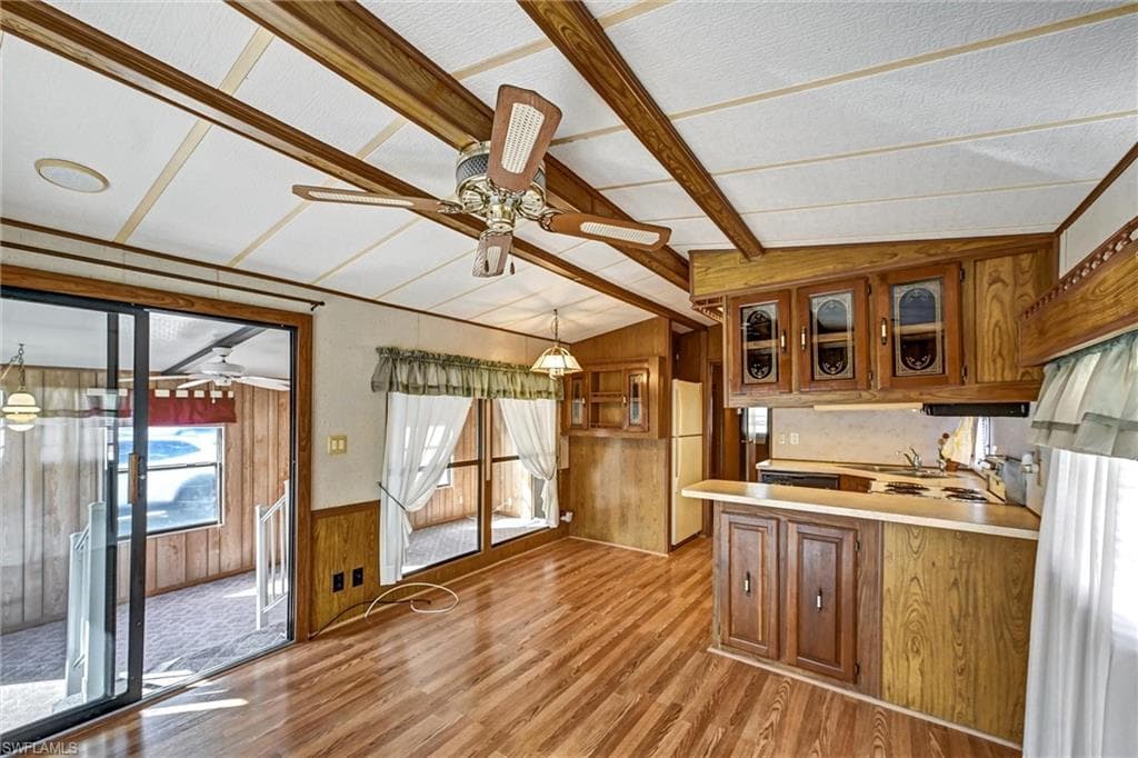 20124 Plum Tree LN-8
