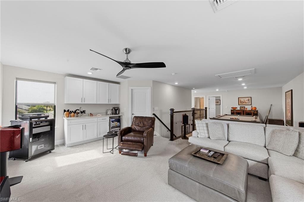 9607 Everglades DR-27