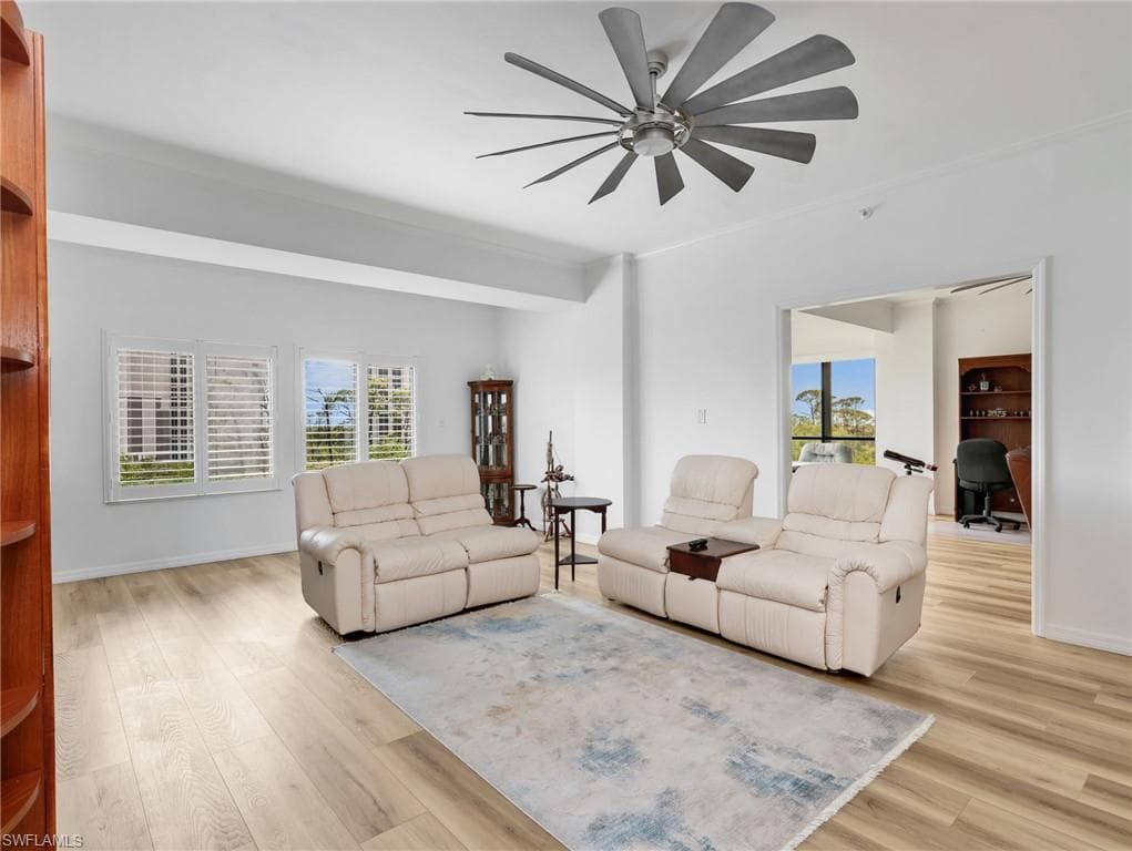 201 Arbor Lake DR 2-501-7