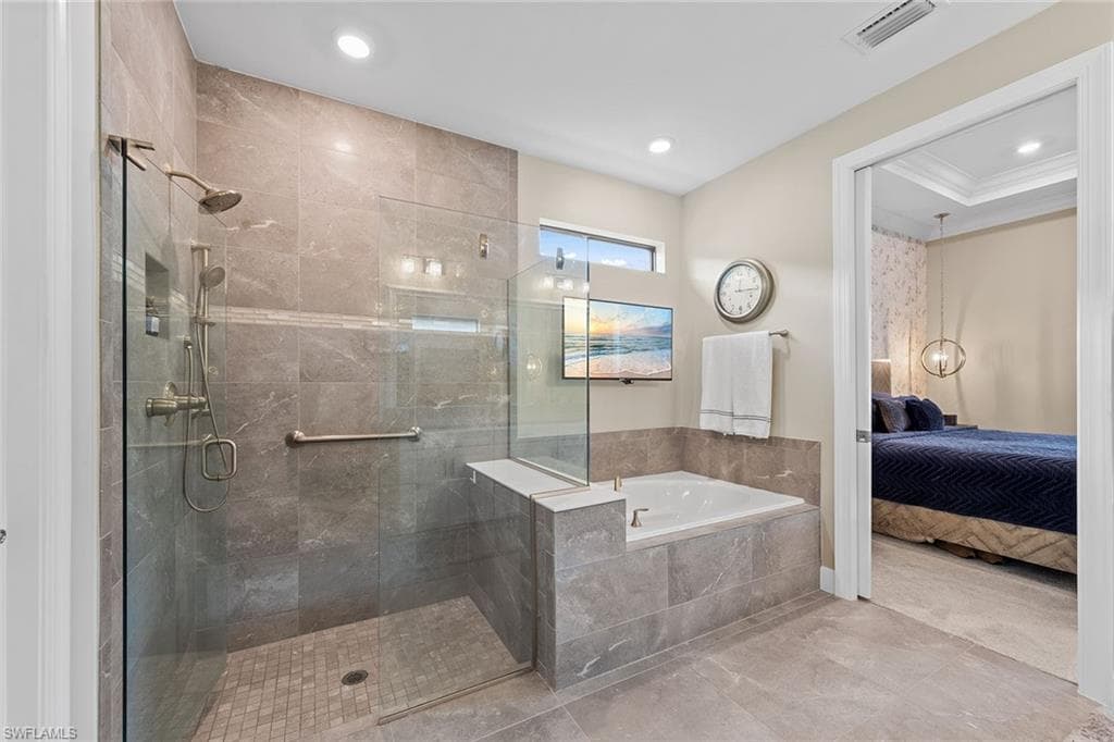 9573 Everglades DR-27