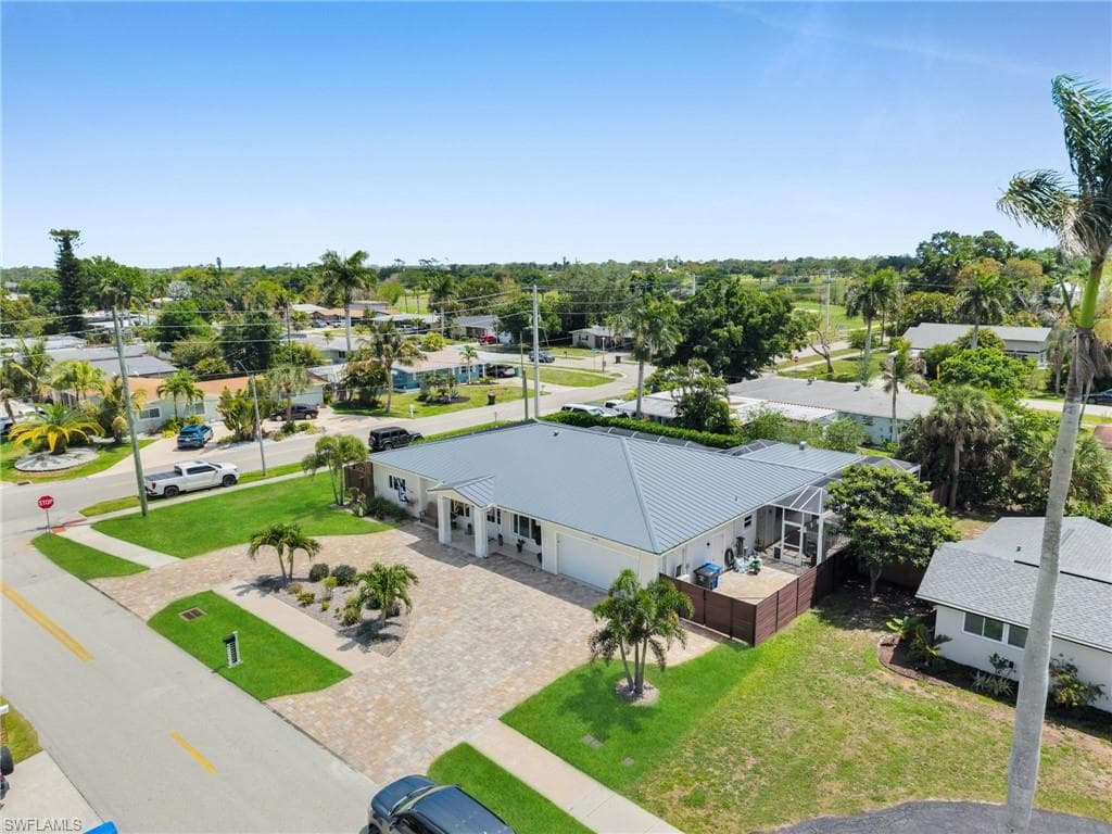 1574 Ricardo AVE-5