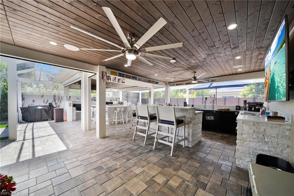 1574 Ricardo AVE-3