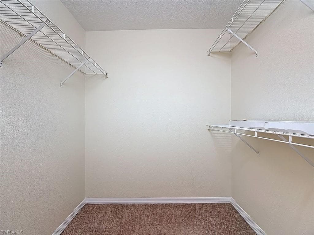 11571 Villa Grand 615-19