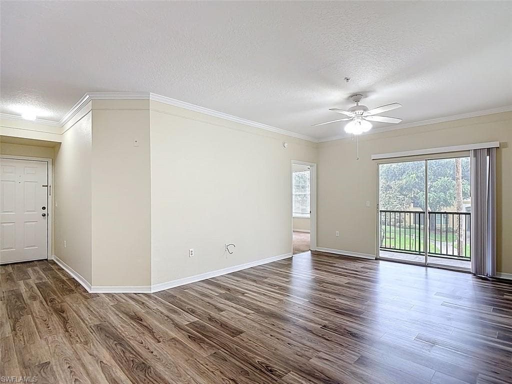 11571 Villa Grand 615-9
