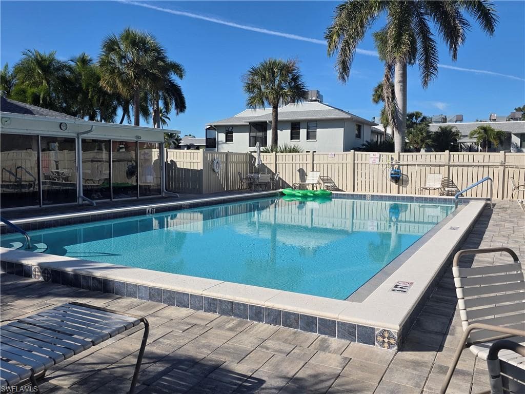 7105 Quail Run CT W 1-23