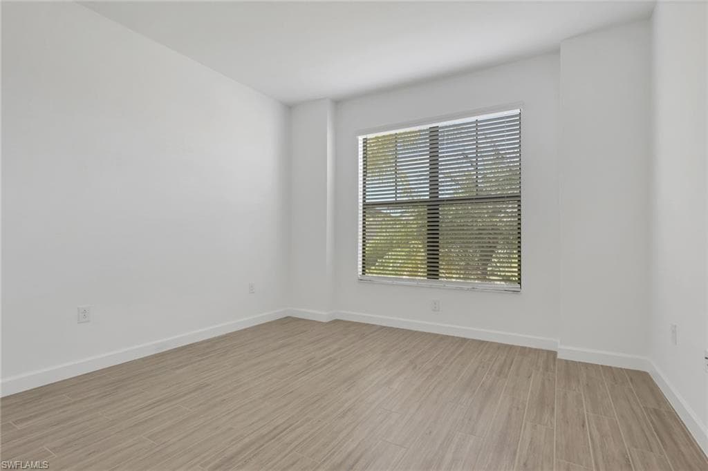 1801 HAGEN CT-22