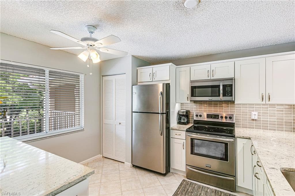 3655 Amberly CIR A302-3