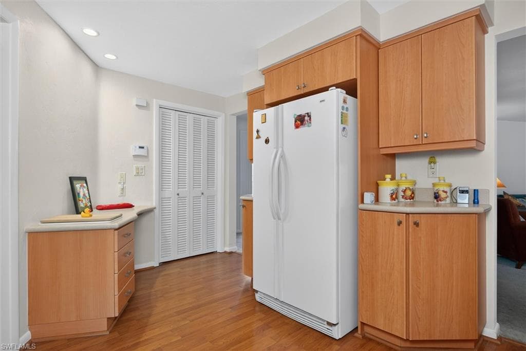 5148 Fairfield DR-7